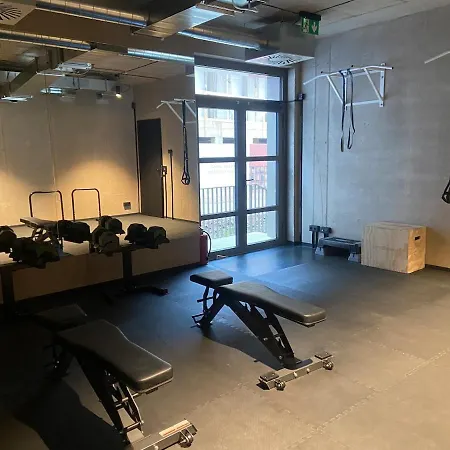 Modern 1br With Gym 브르노