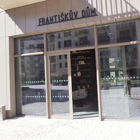 Modern 1br With Gym * 브르노